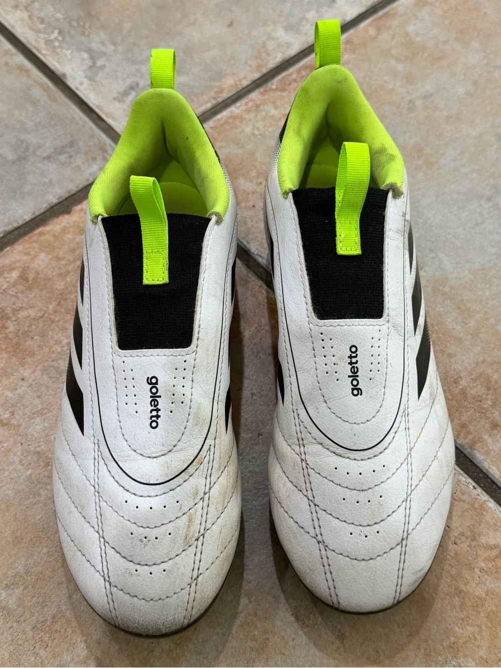 Adidas Goletto White & Neon Green laceless Soccer Cleats, kids size 4